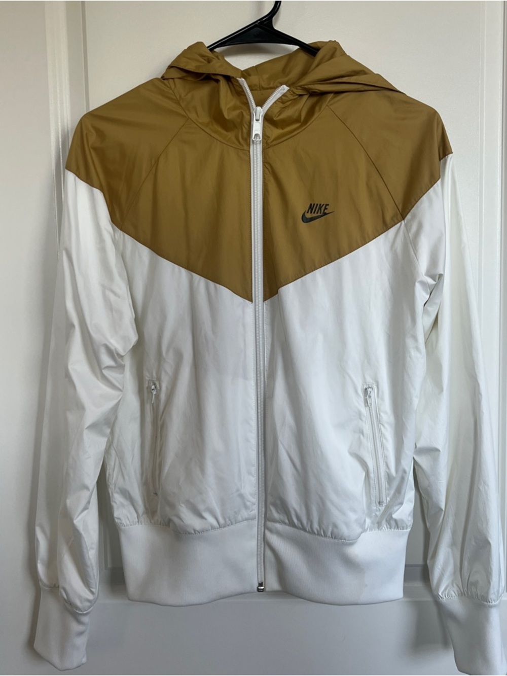 Nike White & Mustard Hooded Windbreaker Jacket